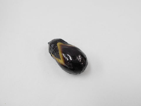 Eggplant (small) Magnet