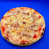 Tuna & Mayonnaise Pizza Replica - Fake Food Japan