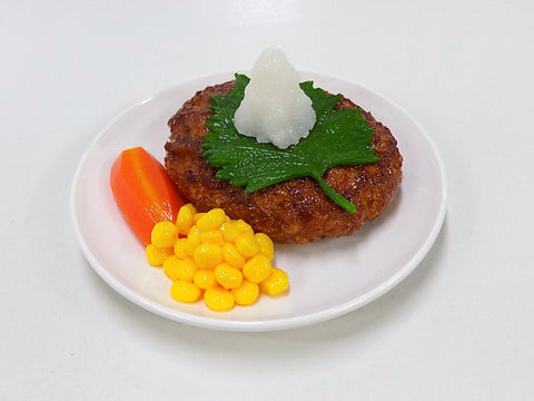 Hamburger Patty with Grated Japanese Radish Small Size Replica