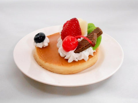 Pancake with Assorted Fruits & Whipped Cream Smartphone Stand