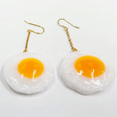 Sunny-Side Up Egg (small) Pierced Earrings - Fake Food Japan